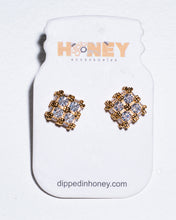 Load image into Gallery viewer, Sweet Studs