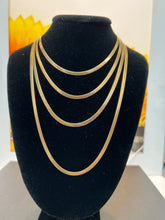 Load image into Gallery viewer, Herringbone Necklace