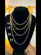 Load image into Gallery viewer, Herringbone Necklace